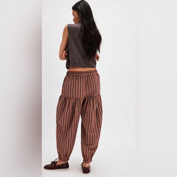 🆕 Free People Ellie Striped barrel pants in rust combo size small - Picture 3 of 13